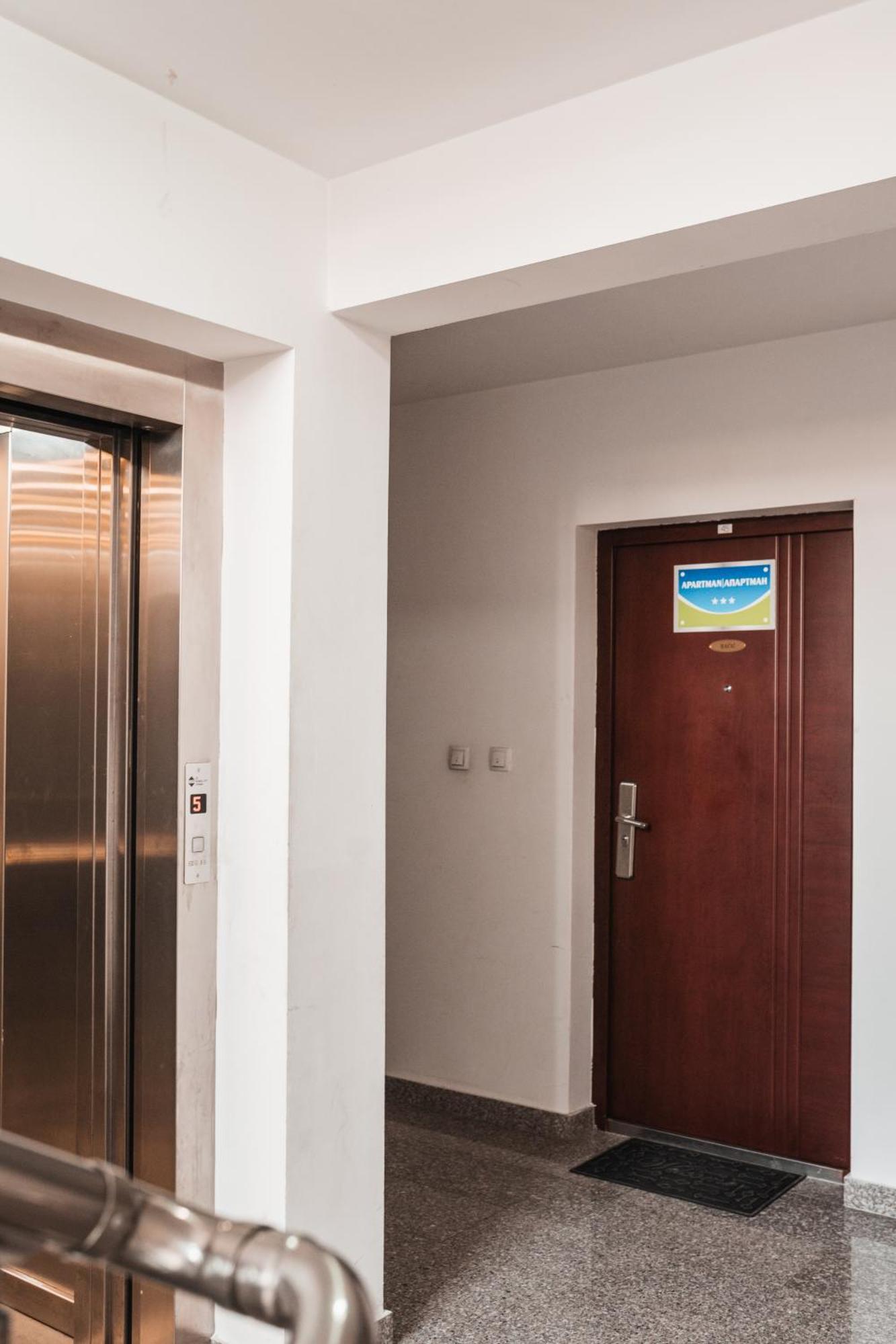 Apartman Centar Doboj Luaran gambar